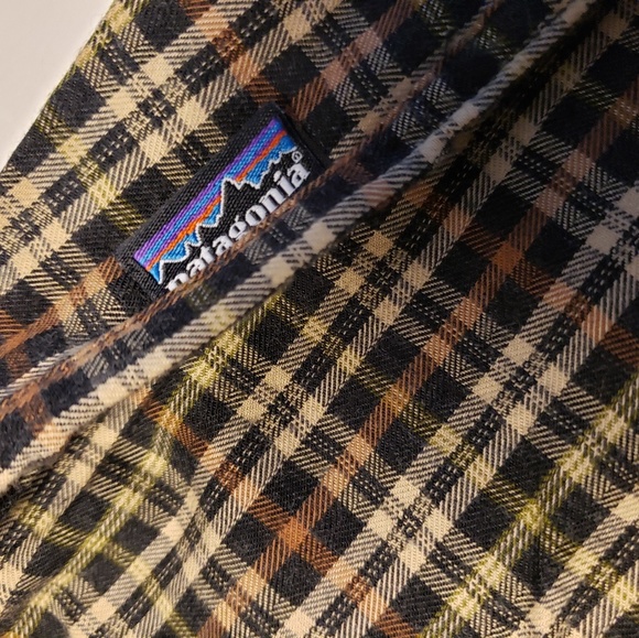 Patagonia XL Long sleeve shirt - Picture 2 of 3